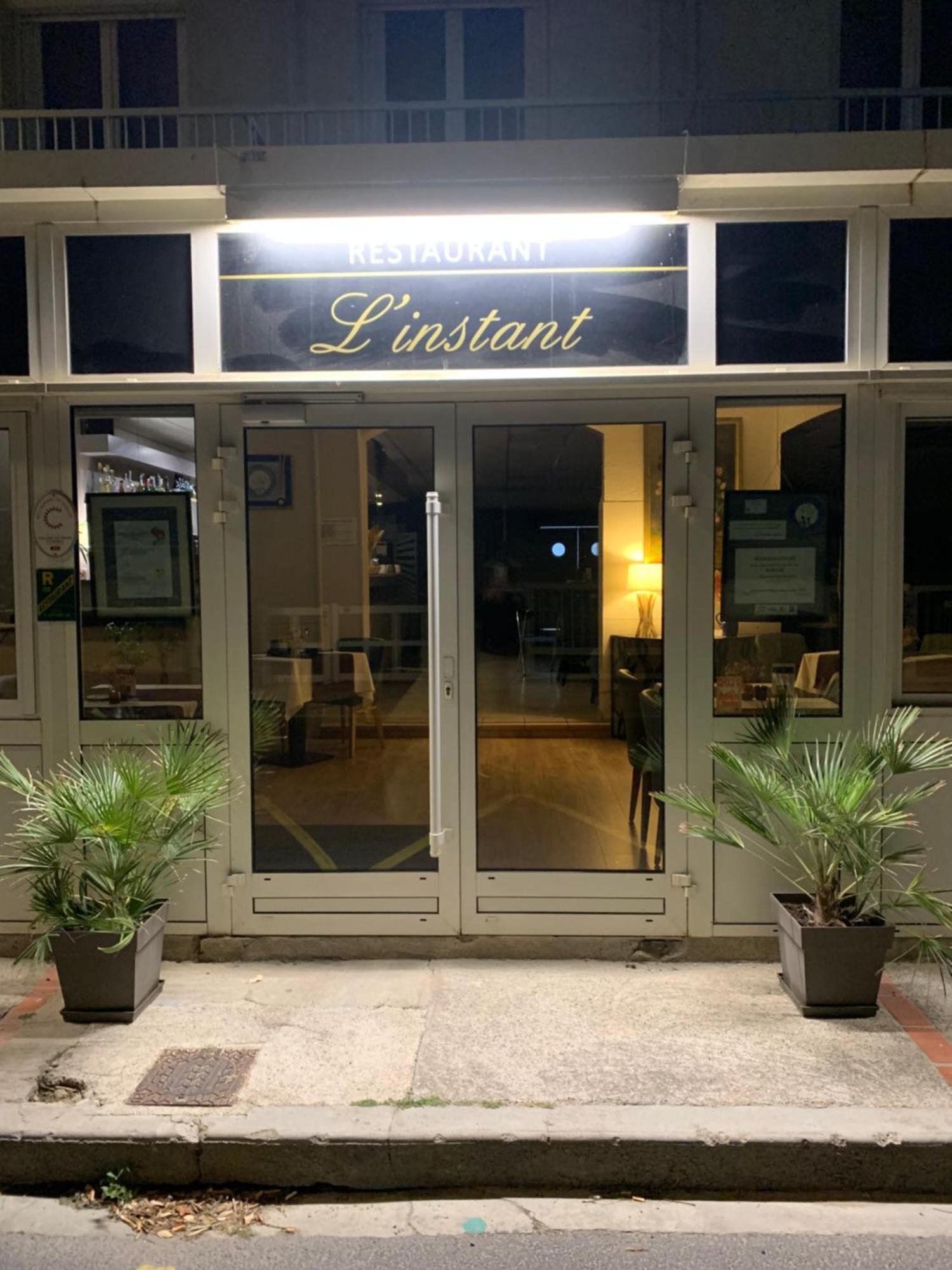 Le Regina Hotel Et Restaurant Canet-Plage Exterior photo